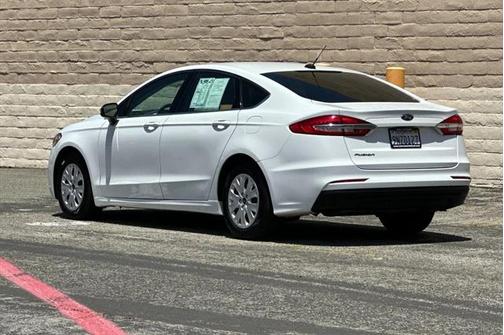 2019 Ford Fusion S