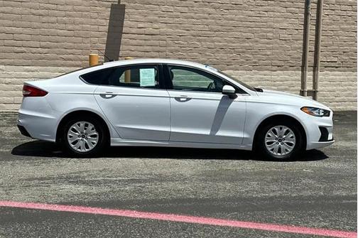 2019 Ford Fusion S