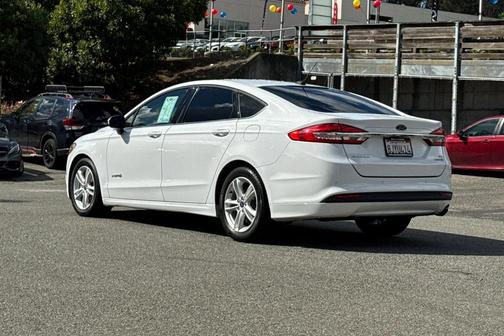 2018 Ford Fusion Hybrid SE