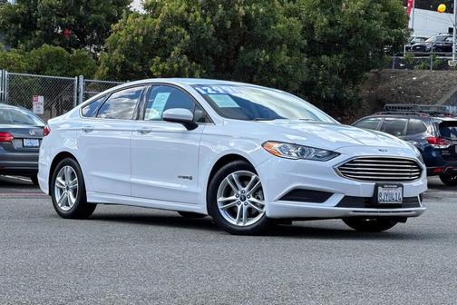 2018 Ford Fusion Hybrid SE