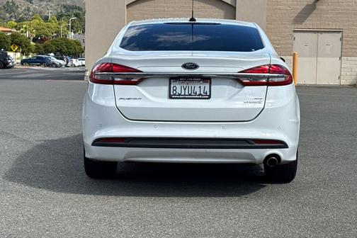 2018 Ford Fusion Hybrid SE