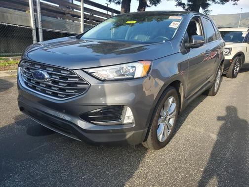 2021 Ford Edge Titanium