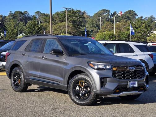 Carbonized Gray Metallic 2026 Ford Explorer Tremor