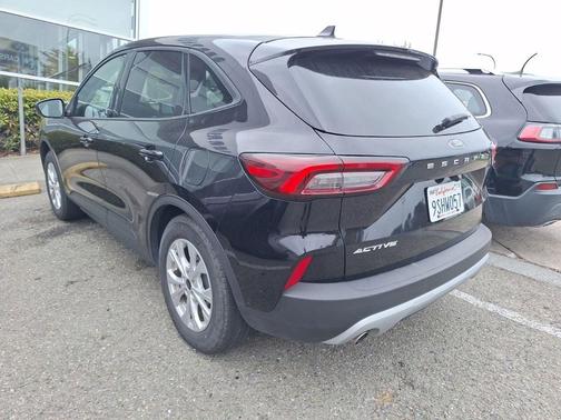 Agate Black 2025 Ford Escape Active