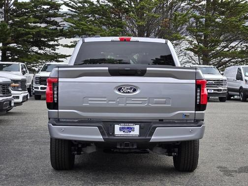 2025 Ford F-150 Lightning Flash