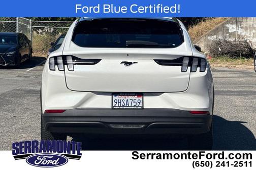 Star White Metallic Tri-Coat 2023 Ford Mustang Mach-E Select