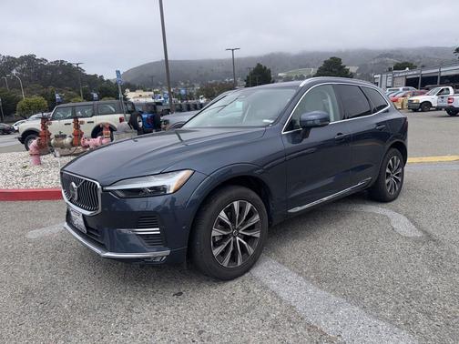 Denim Blue 2023 Volvo XC60 B5 Plus Bright Theme