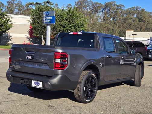 Carbonized Gray Metallic 2026 Ford Maverick XLT