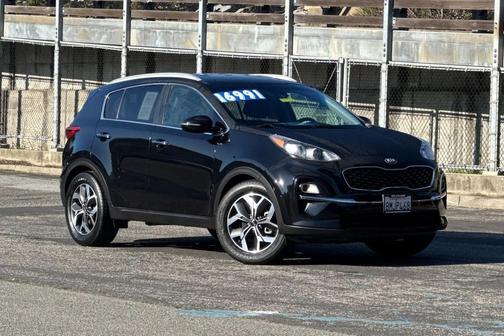 2020 Kia Sportage EX