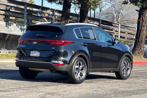 2020 Kia Sportage EX