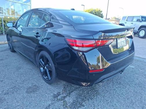 2022 Nissan Sentra SR