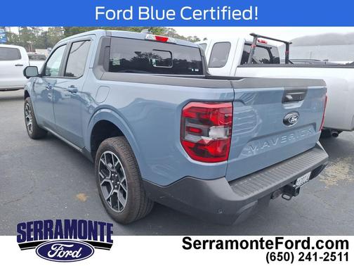 Azure Gray Metallic Tri-Coat 2025 Ford Maverick Lariat