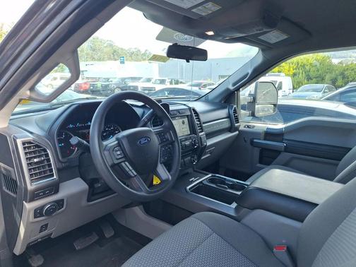 2017 Ford F-250 XLT