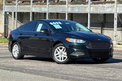 2014 Ford Fusion SE