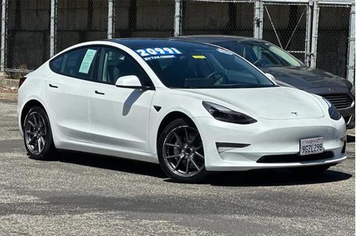 2023 Tesla Model 3 Standard Range
