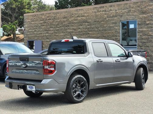 2025 Ford Maverick Lobo Standard