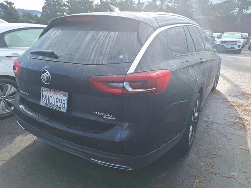 2018 Buick Regal TourX Essence