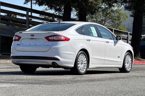 White Platinum Clearcoat Metallic 2014 Ford Fusion Energi Titanium
