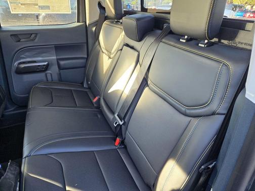 Carbonized Gray Metallic 2026 Ford Maverick Lobo