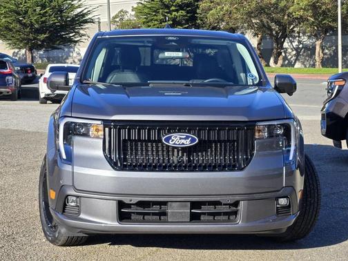 Carbonized Gray Metallic 2026 Ford Maverick Lobo