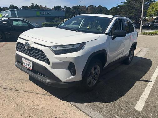 2025 Toyota RAV4 Hybrid LE