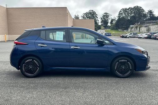 2024 Nissan Leaf SV PLUS