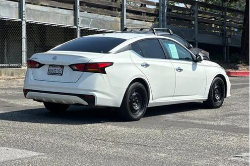 2020 Nissan Altima S FWD