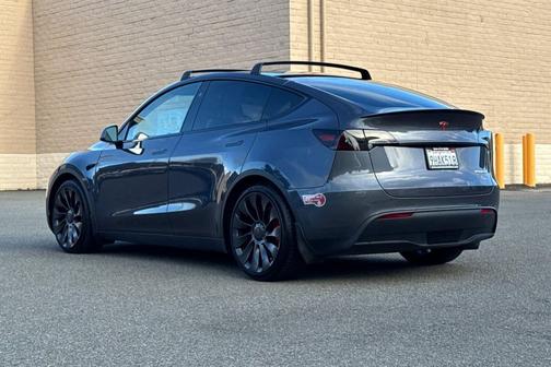 2023 Tesla Model Y Performance Dual Motor All-Wheel Drive