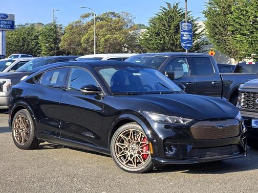 2025 Ford Mustang Mach-E GT