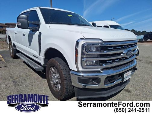 Oxford White 2024 Ford F-250 Lariat