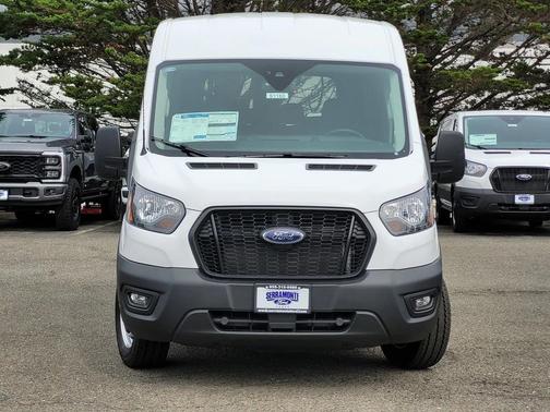 2025 Ford Transit-350 XL