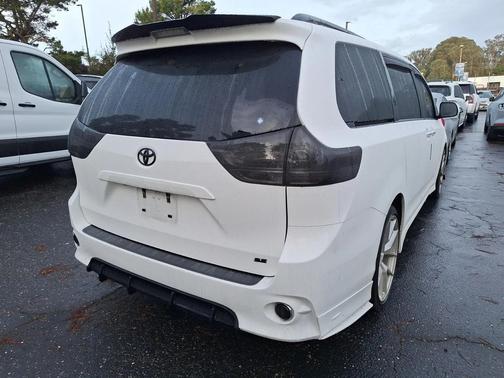 2017 Toyota Sienna SE Premium