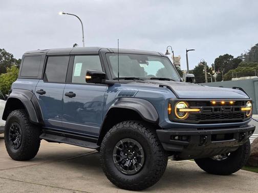 Azure Gray Metallic Tri-Coat 2025 Ford Bronco Raptor