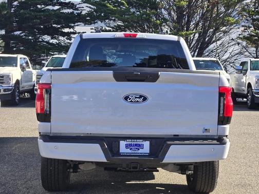 2025 Ford F-150 Lightning Flash
