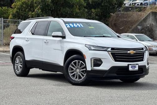 2023 Chevrolet Traverse LT Cloth