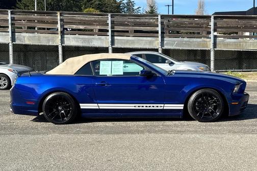 2013 Ford Mustang V6 Premium