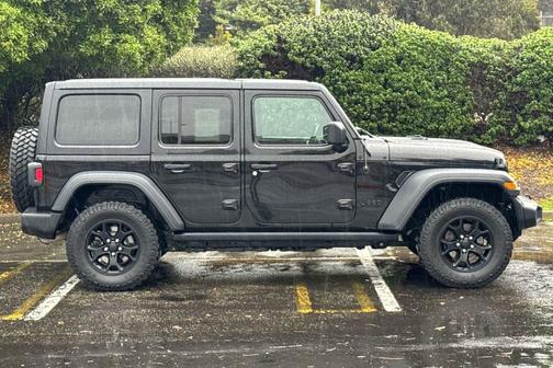 2020 Jeep Wrangler Unlimited Willys 4x4
