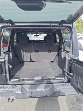 2020 Jeep Wrangler Unlimited Willys 4x4