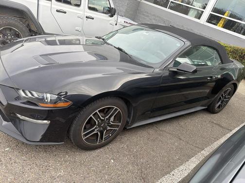 2020 Ford Mustang EcoBoost Premium