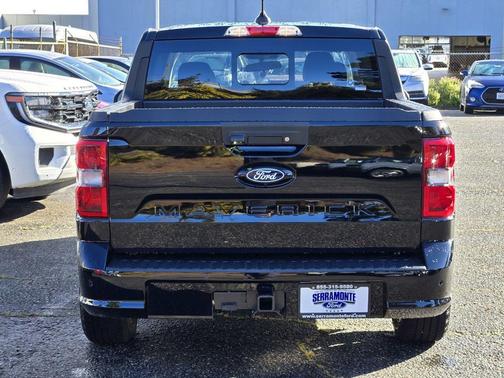 Shadow Black 2026 Ford Maverick Lobo