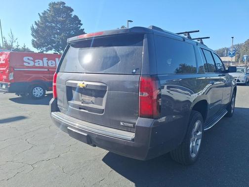 2018 Chevrolet Suburban Premier