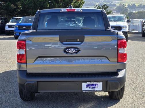Carbonized Gray Metallic 2026 Ford Maverick XL