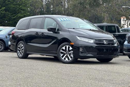 Crystal Black Pearl 2025 Honda Odyssey EX-L