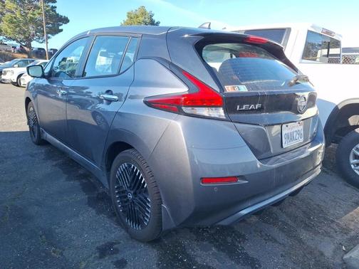 2023 Nissan Leaf SV PLUS 60 kWh