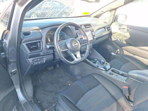2023 Nissan Leaf SV PLUS 60 kWh