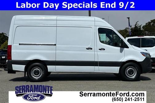 2021 Mercedes-Benz Sprinter 2500 Standard Roof