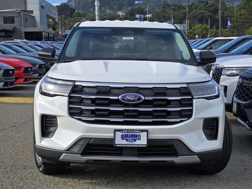 2026 Ford Explorer Active w/200A Pkg