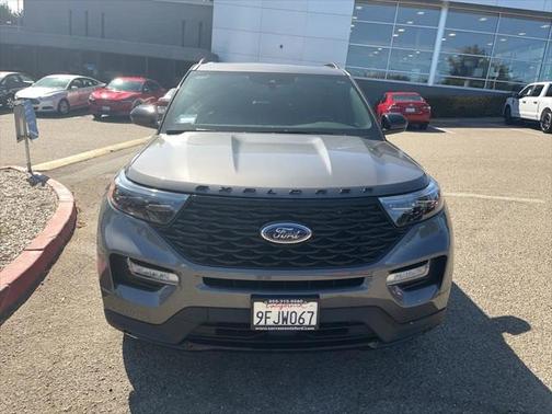 2023 Ford Explorer ST-Line