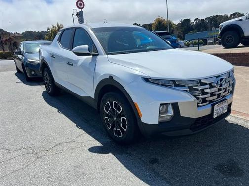 2022 Hyundai SANTA CRUZ SE