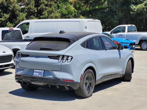 Glacier Gray Metallic TriCoat 2025 Ford Mustang Mach-E GT
